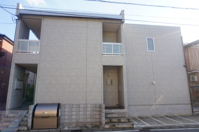 リブリ・ナンバーナインのエントランス|建物の内部です