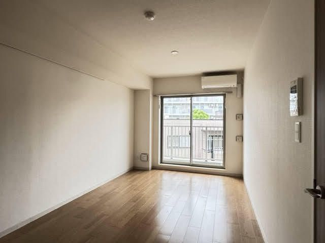 スカイグランデ八広A棟の居間・リビング