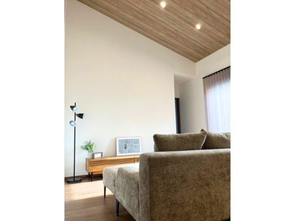 HOUSEY横塚の居間・リビング