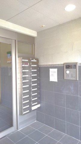 サニーブローテ住吉Ⅰのエントランス