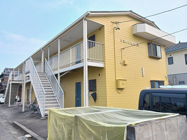 ドミール神明Ａの外観