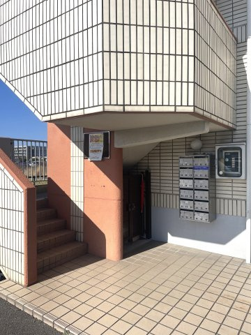 サンシティーハイツのエントランス
