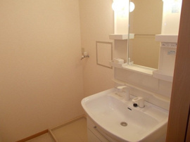 コンパクトで使いやすい洗面所