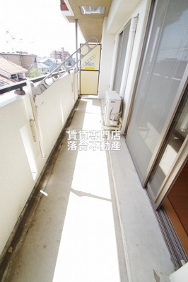 【バルコニー】 | カ・アンジェリ | 広々としたバルコニー