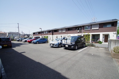 【駐車場】 | カ・アンジェリ | 敷地内駐車場完備