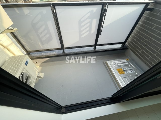 D porta vialeのバルコニー