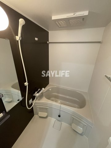 D porta vialeの浴室