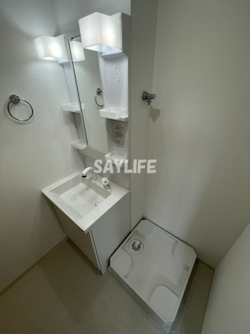 D porta vialeの洗面所