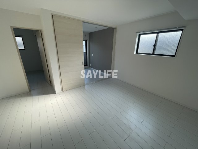 D porta vialeのその他