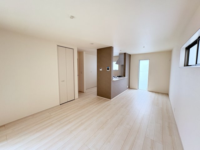 LG西原町小那覇2号棟＼☆ご成約時キャッシュバック☆／の居間・リビング