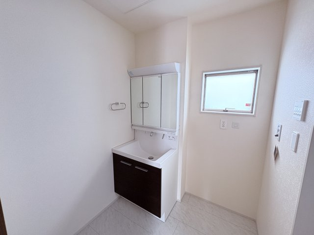 LG西原町小那覇2号棟＼☆ご成約時キャッシュバック☆／の独立洗面台