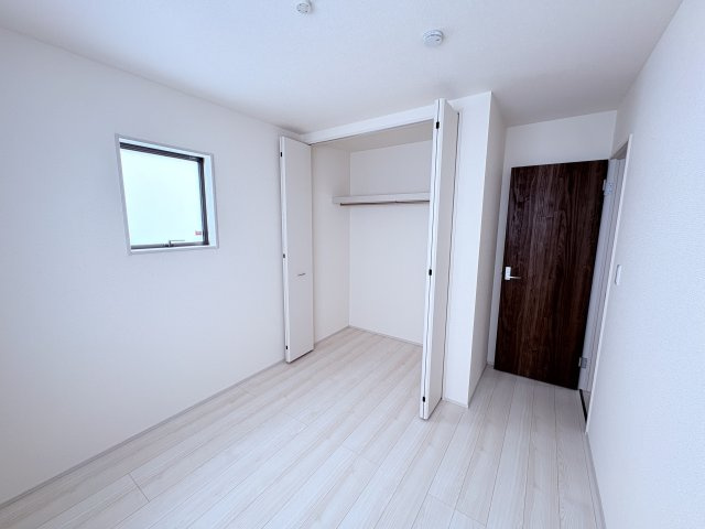 LG西原町小那覇2号棟＼☆ご成約時キャッシュバック☆／の洋室