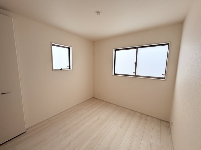 LG西原町小那覇2号棟＼☆ご成約時キャッシュバック☆／の洋室