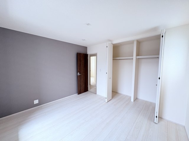 LG西原町小那覇2号棟＼☆ご成約時キャッシュバック☆／の洋室