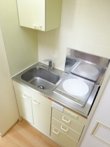 コンパクトなキッチンで掃除もラクラク