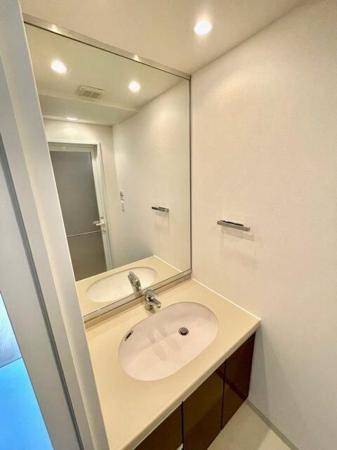 レジディア中落合Ｂ棟の洗面所