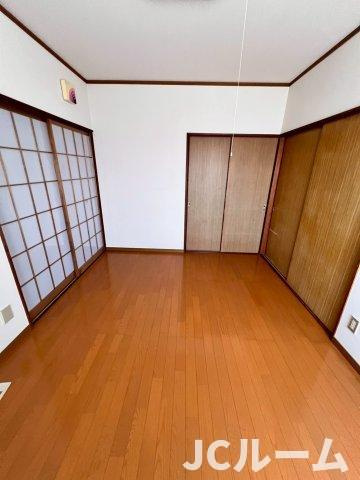 コーポ岡本の洋室