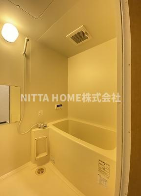 ルミエールかながわの浴室|清潔感のあるバスルームです♪