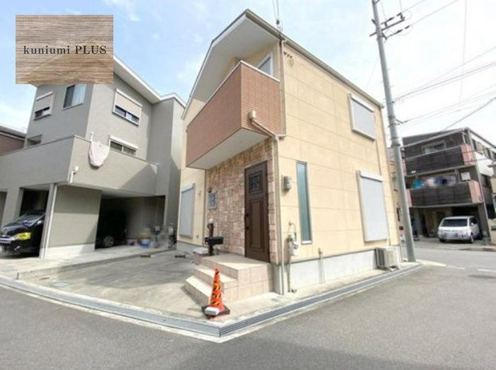 豊中市豊南町西4丁目の前面道路含む現地写真