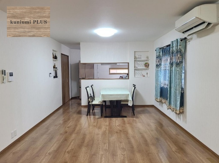 豊中市豊南町西4丁目の居間・リビング