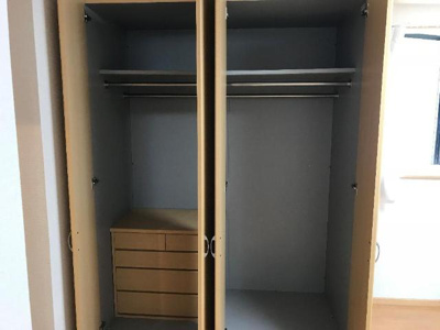 【収納】 | フォンテーヌ・アベニューⅡ | ２本のパイプと引き出しで大容量の収納