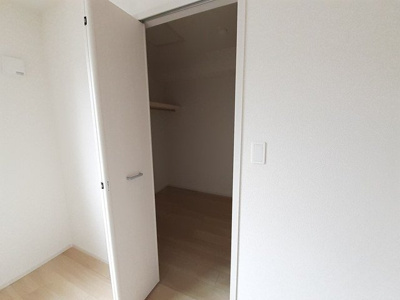 【収納】 | ヴィラ　ドゥ　グレーヌ梅ケ谷Ｂ