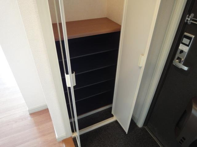 玄関収納
