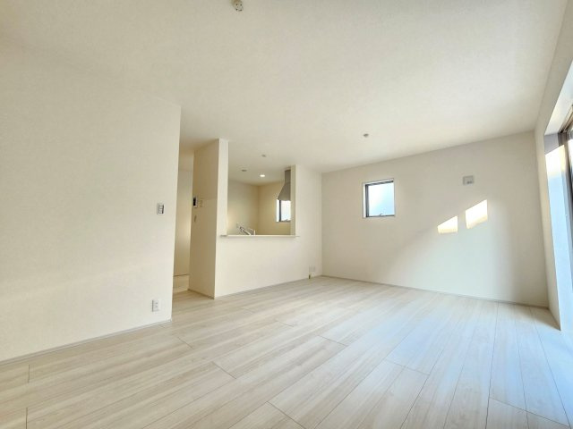 【居間・リビング】の画像