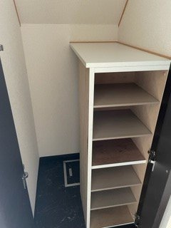 明るい玄関です