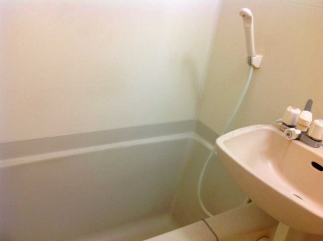 落ち着いた空間のお風呂です