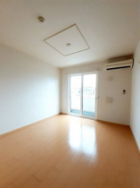 ゆったり過ごせるリビングです