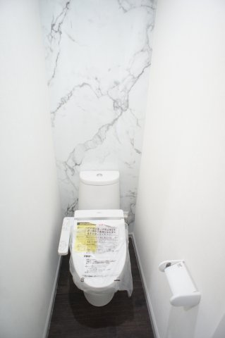 コンパクトで使いやすいトイレです