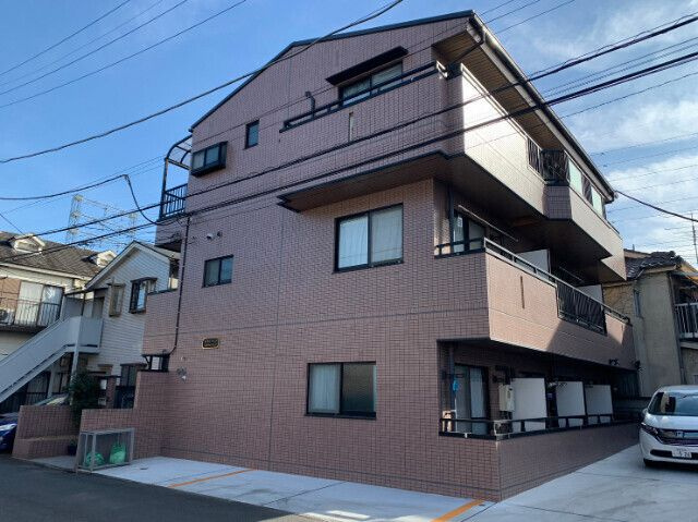 メイプルヒルズの外観