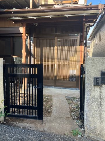 落ち着いたエントランスです