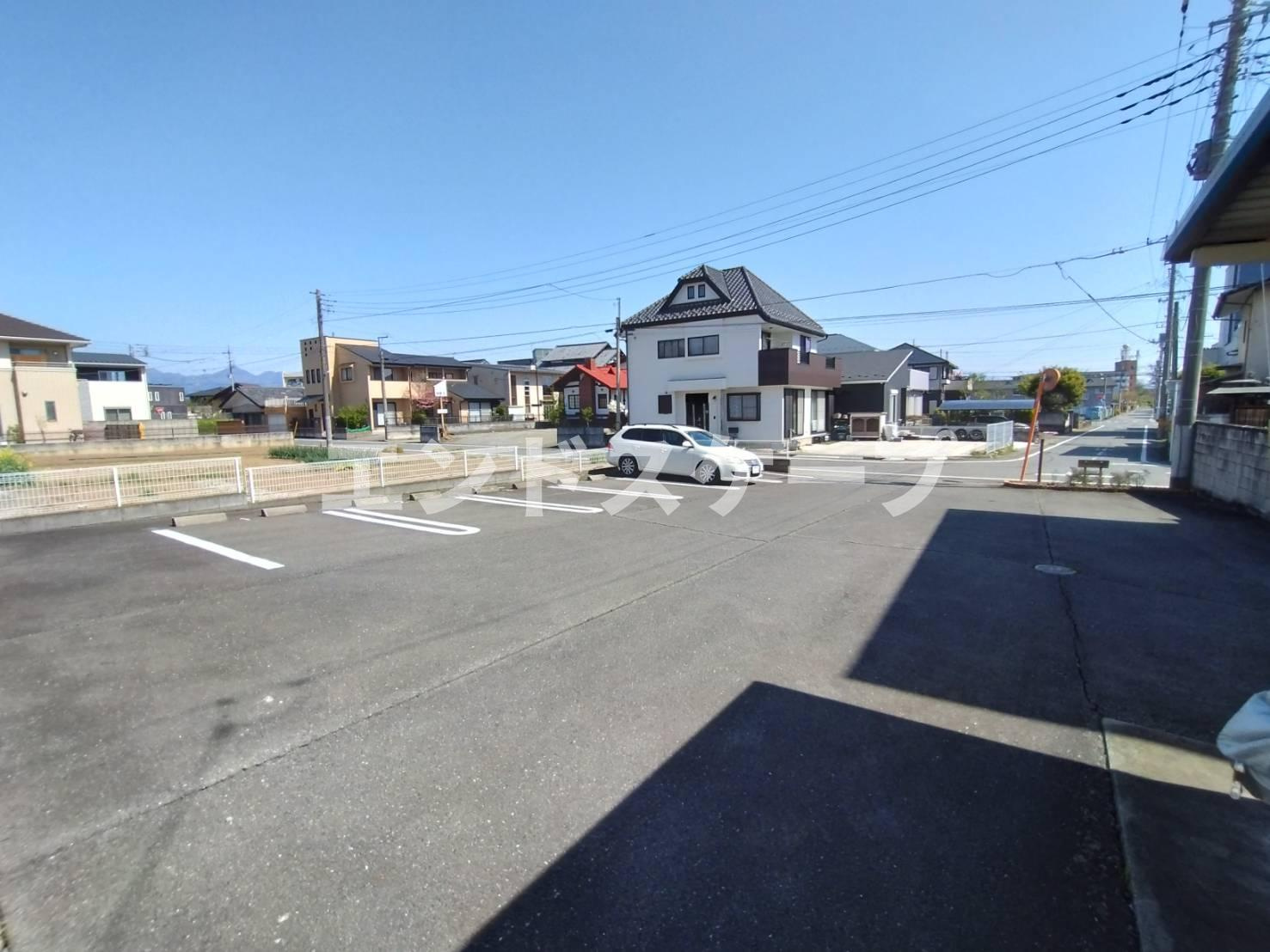 アリコ･ヴェールの駐車場|高崎、前橋のお部屋探しはエンドスケープまで！お客様の理想お聞かせ下さい♪