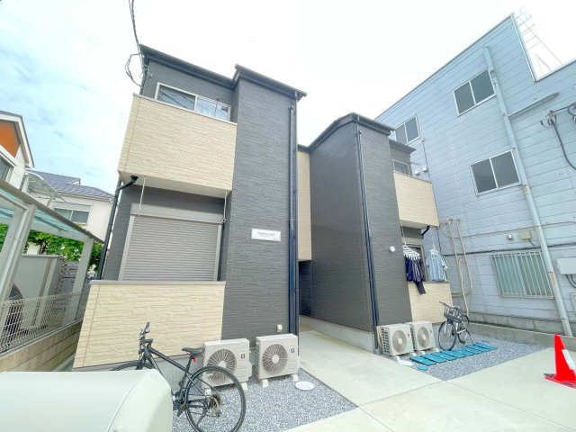 Freesia courtの外観