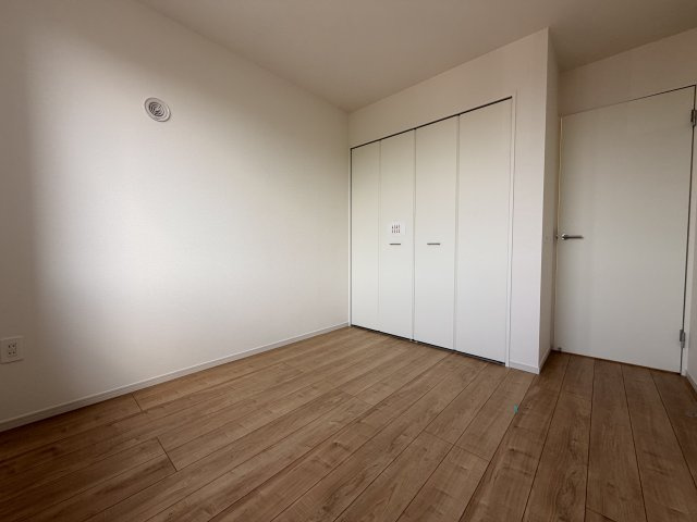 糟屋郡志免町5期　1号棟の洋室