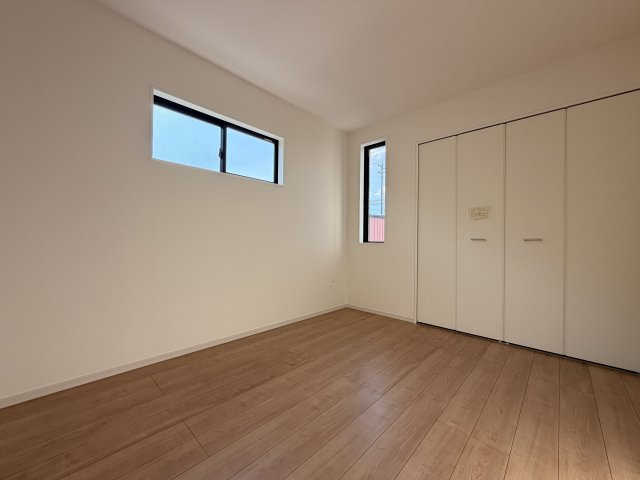 糟屋郡志免町5期　1号棟の洋室