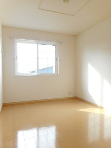 クレメントヒルＢ棟の洋室