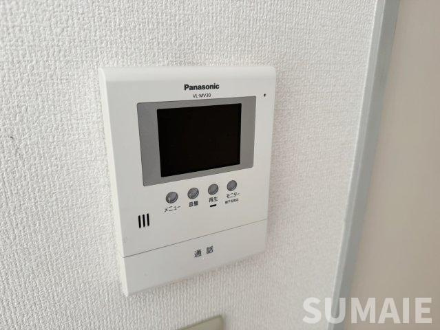 ヒルズ三橋のセキュリティ|モニター付きインターホン☆彡