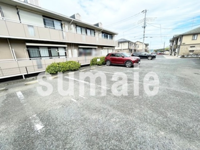 ヒルズ三橋の駐車場|駐車場です。