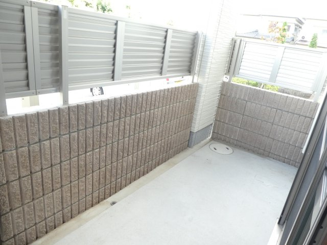 ヴィラーチェＫＡＭＥＩのバルコニー