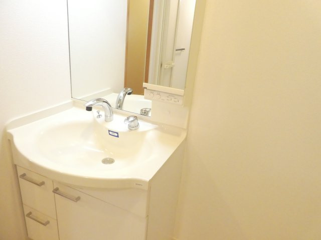 ヴィラーチェＫＡＭＥＩの洗面所