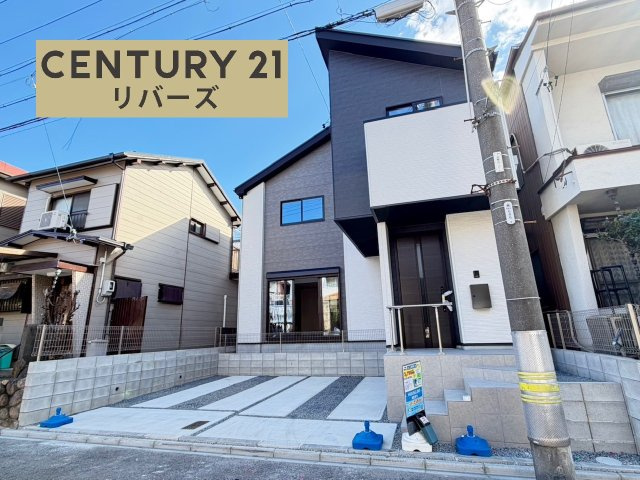 名古屋市南区上浜町3期の外観|☆限定１棟☆　　新価格！！いつでも見学出来ます♪（お問合せ当日、平日、水曜、夜間でもＯＫ）　駐車並列２台ＯＫ♪　4ＬＤＫ変更可！　吹抜の開放的なリビング２０．６帖♪　ＷＩＣやパントリーなど収納豊富！