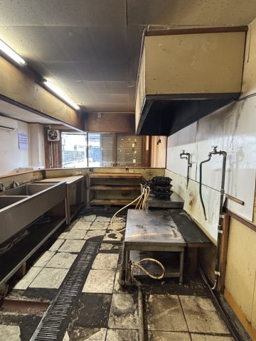 飯室ビル1階のキッチン