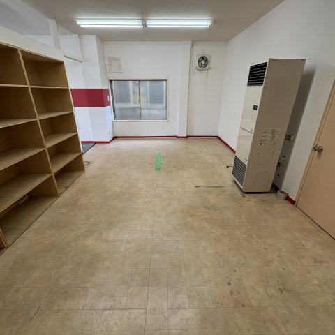 室蘭中島町ハウスの内装