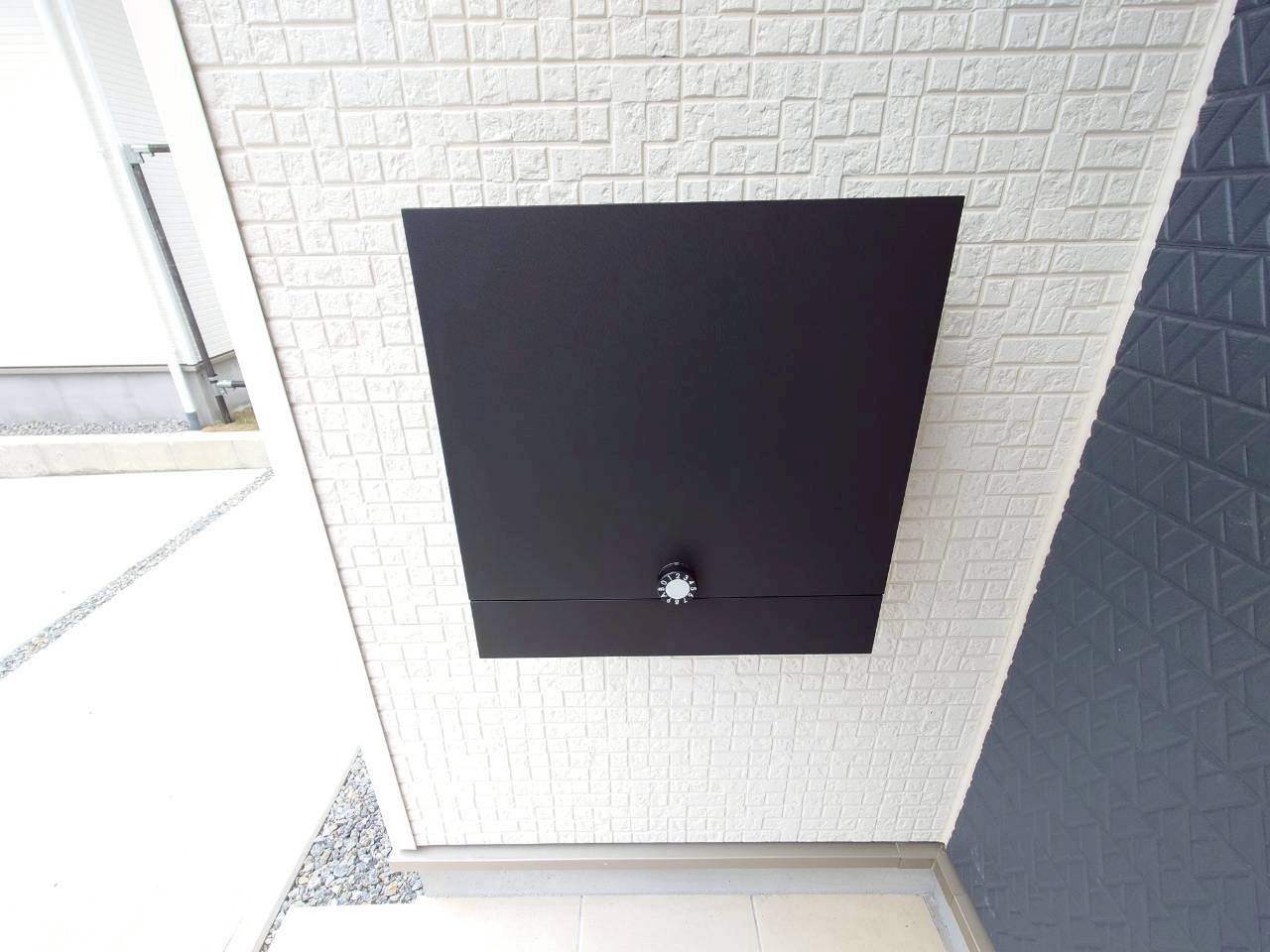 ♥♥南城市佐敷冨祖崎第７－3号棟の防犯設備