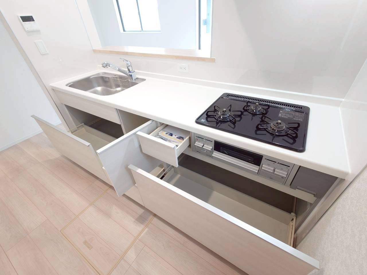 ♥♥南城市佐敷冨祖崎第７－4号棟のキッチン|キッチンでお料理をお楽しみください