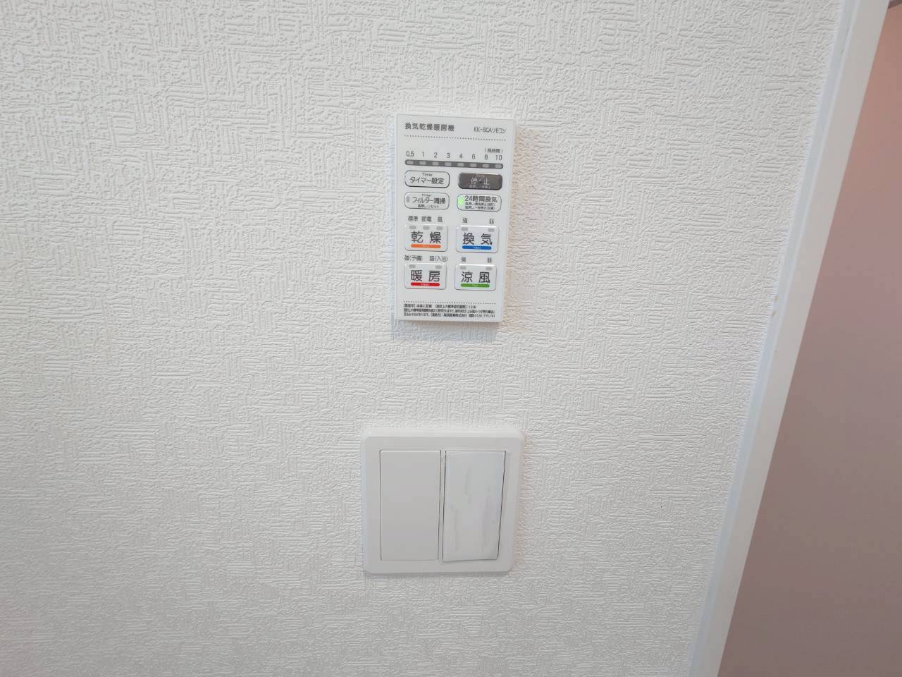 ♥♥南城市佐敷冨祖崎第７－4号棟の防犯設備