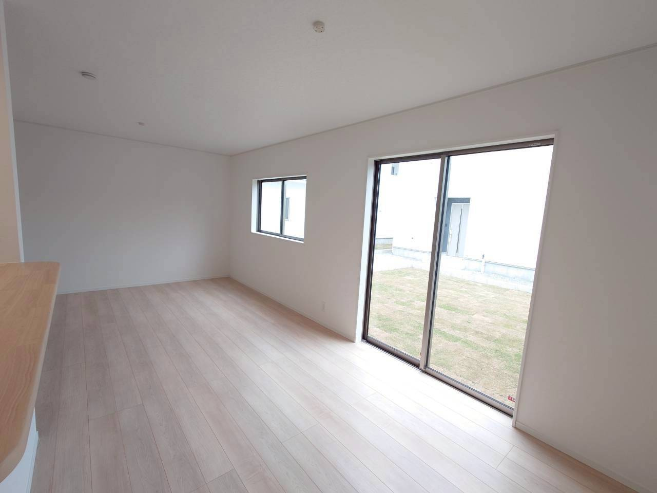 ♥♥南城市佐敷冨祖崎第７－4号棟の居間・リビング|ゆったり過ごせる居間です